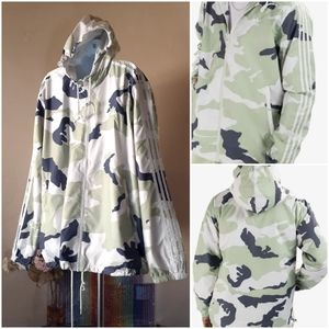 Adidas Camo Hood Jacket EUC | Sold Out Collectible